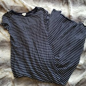 merona/ long navy blue striped tshirt dress/ xs